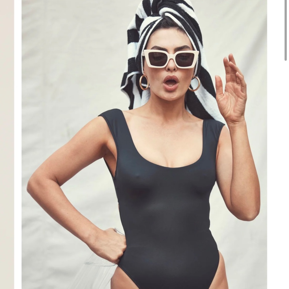 SU78 Bathing Suit - size small